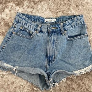 Glassine high waisted jean short